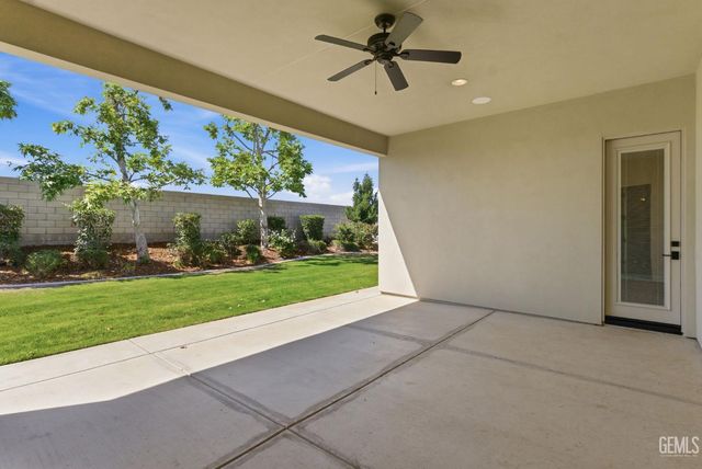 13529 Stonethwaite Lane, Bakersfield, CA 93311