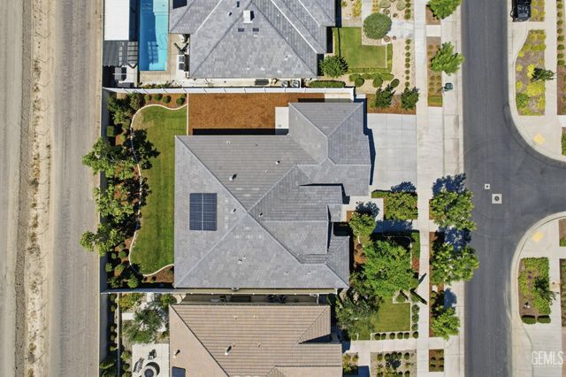 13529 Stonethwaite Lane, Bakersfield, CA 93311