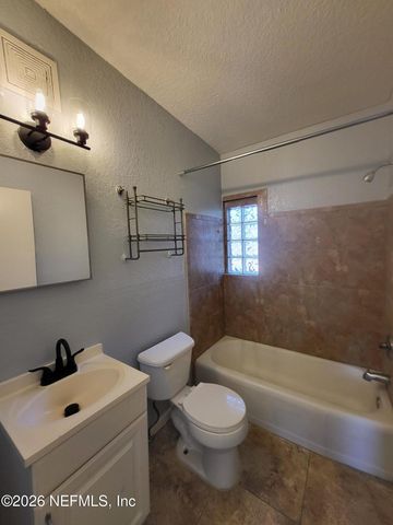 2648 DELLWOOD Avenue 4, Jacksonville, FL 32204