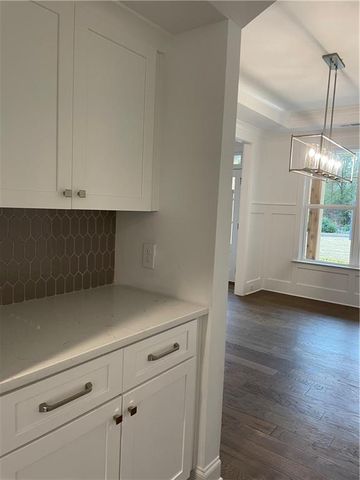 1760 Brown Circle, Marietta, GA 30066