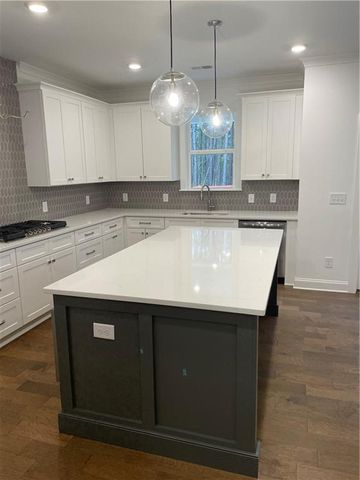 1760 Brown Circle, Marietta, GA 30066
