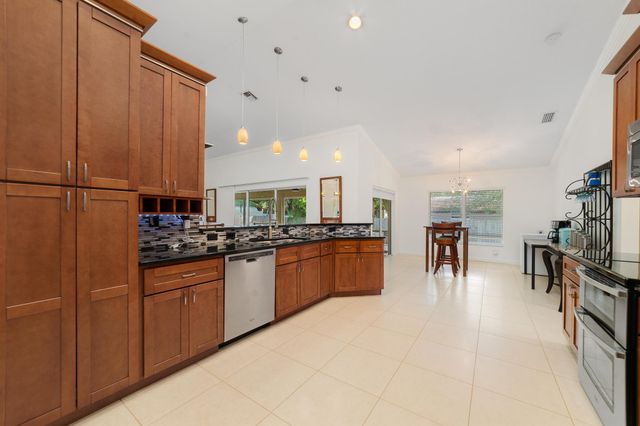 6012 Bamboo Drive, Fort Pierce, FL 34982