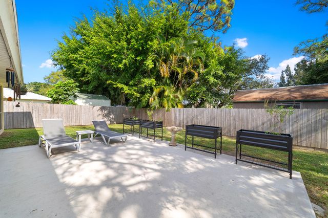 6012 Bamboo Drive, Fort Pierce, FL 34982