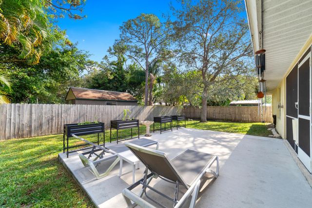 6012 Bamboo Drive, Fort Pierce, FL 34982