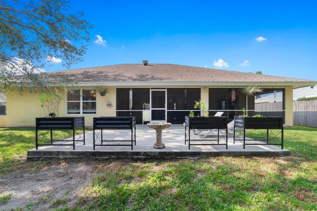 6012 Bamboo Drive, Fort Pierce, FL 34982