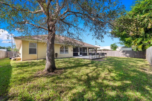 6012 Bamboo Drive, Fort Pierce, FL 34982