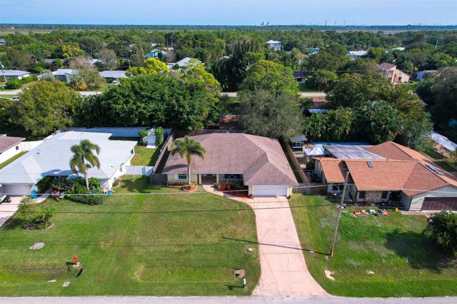 6012 Bamboo Drive, Fort Pierce, FL 34982