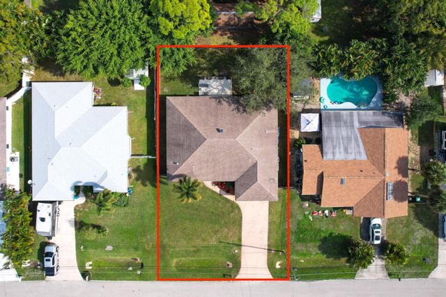 6012 Bamboo Drive, Fort Pierce, FL 34982