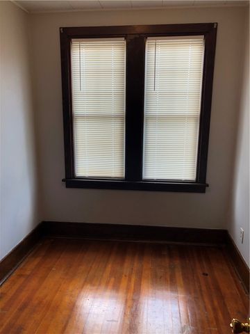 5127 Liberty Avenue 2, Bloomfield, PA 15224