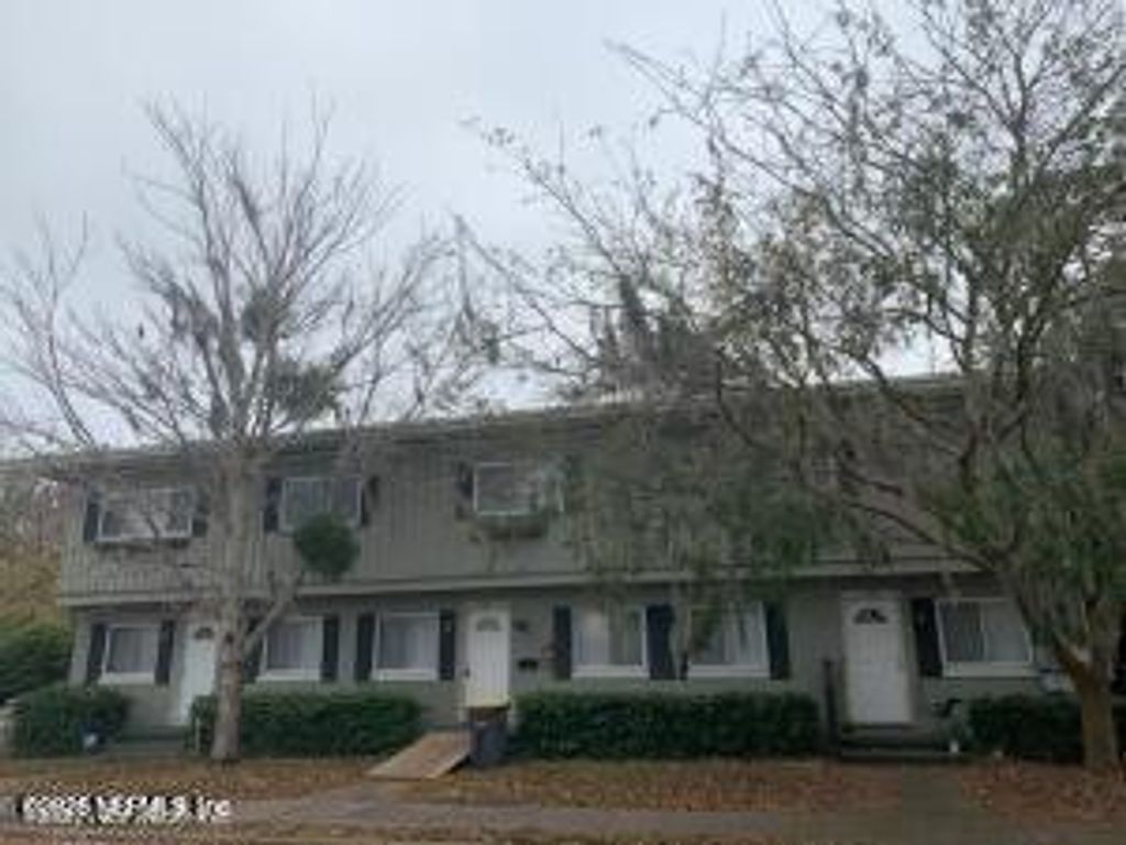 3044 WALTON Street 4, Jacksonville, FL 32207