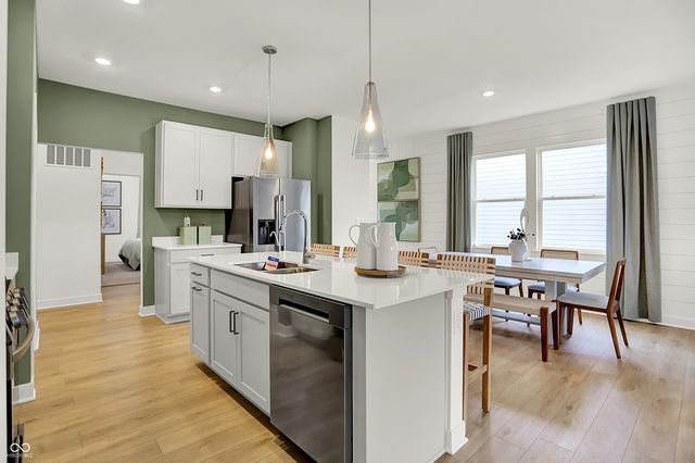 5321 Foxley Park Lane, Avon, IN 46123