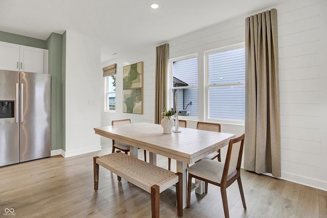 5321 Foxley Park Lane, Avon, IN 46123