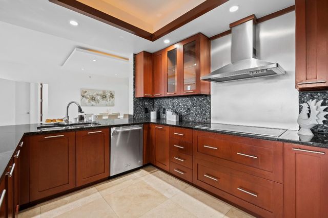 2401 N Ocean Boulevard 702, Fort Lauderdale, FL 33305