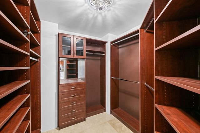 2401 N Ocean Boulevard 702, Fort Lauderdale, FL 33305