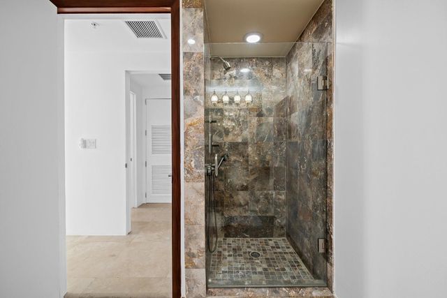 2401 N Ocean Boulevard 702, Fort Lauderdale, FL 33305