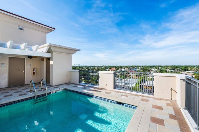 2401 N Ocean Boulevard 702, Fort Lauderdale, FL 33305