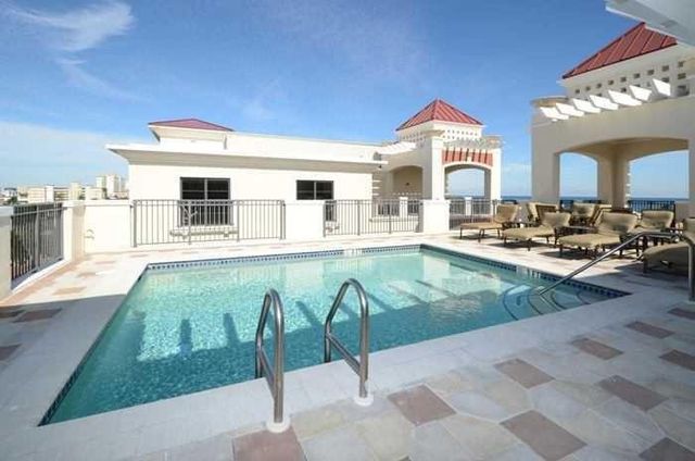 2401 N Ocean Boulevard 702, Fort Lauderdale, FL 33305