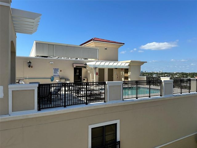 2401 N Ocean Boulevard 702, Fort Lauderdale, FL 33305