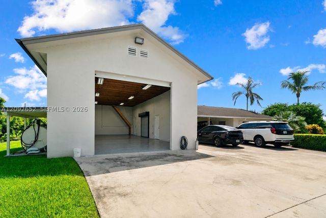 26145 SW 194th Ave, Homestead, FL 33031