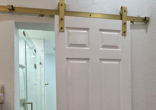 1041 NE 208th Street 1041, Miami, FL 33179