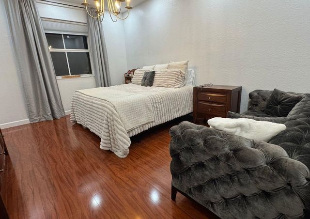 1041 NE 208th Street 1041, Miami, FL 33179