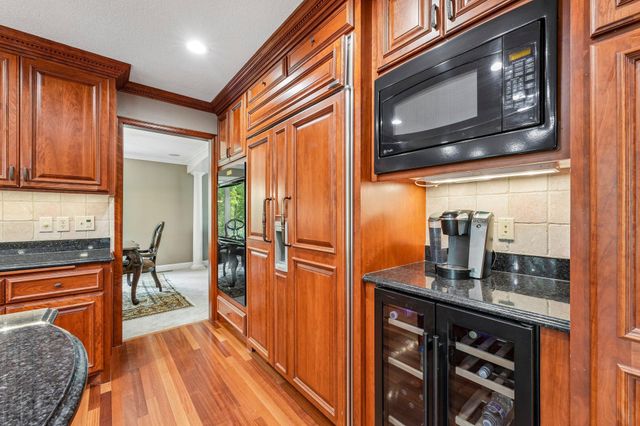 1206 102nd Street W, Inver Grove Heights, MN 55077