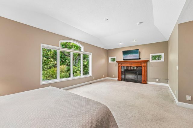 1206 102nd Street W, Inver Grove Heights, MN 55077