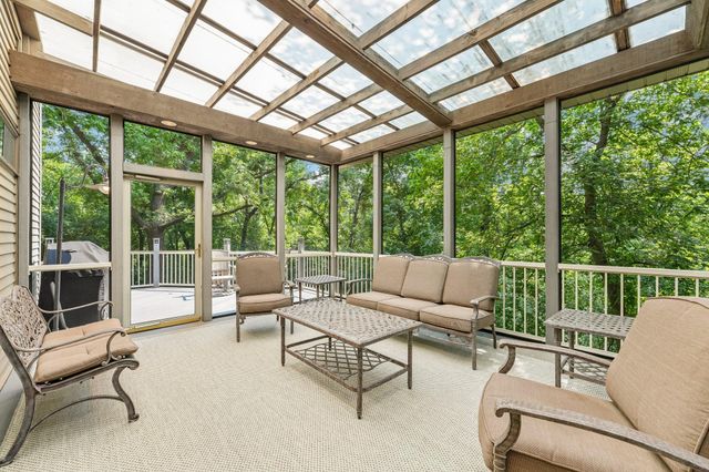 1206 102nd Street W, Inver Grove Heights, MN 55077