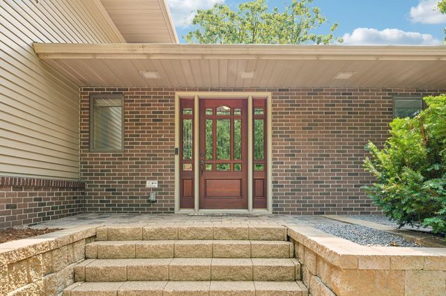 1206 102nd Street W, Inver Grove Heights, MN 55077