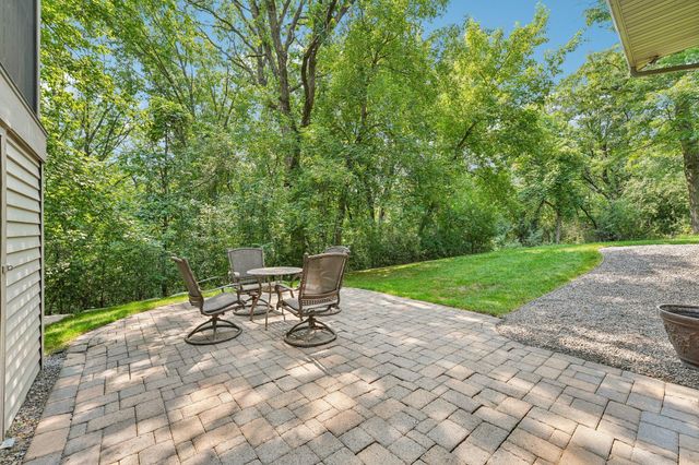1206 102nd Street W, Inver Grove Heights, MN 55077