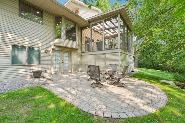 1206 102nd Street W, Inver Grove Heights, MN 55077