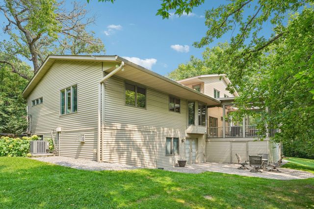 1206 102nd Street W, Inver Grove Heights, MN 55077