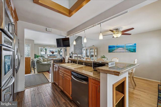 6308 ROCKHURST RD, Bethesda, MD 20817