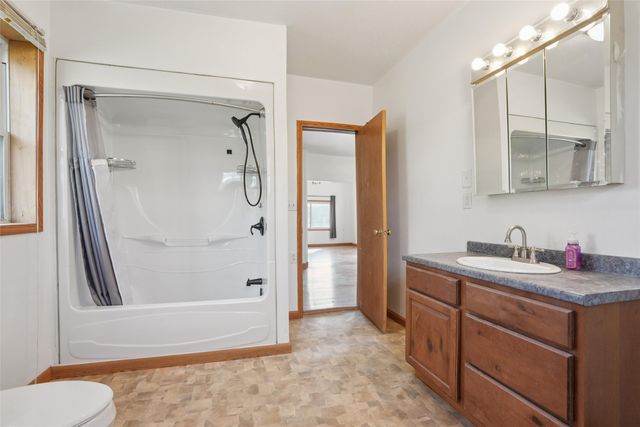 6839 Center Street, Ira, IA 50127