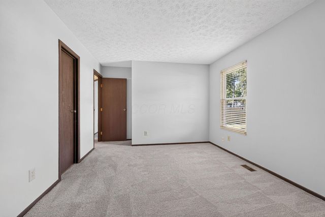 6349 Emberwood Road, Dublin, OH 43017