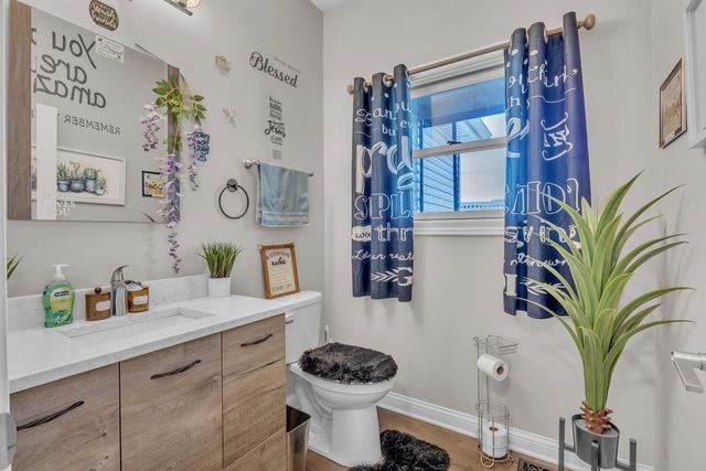 9031 Columbia Avenue, Munster, IN 46321