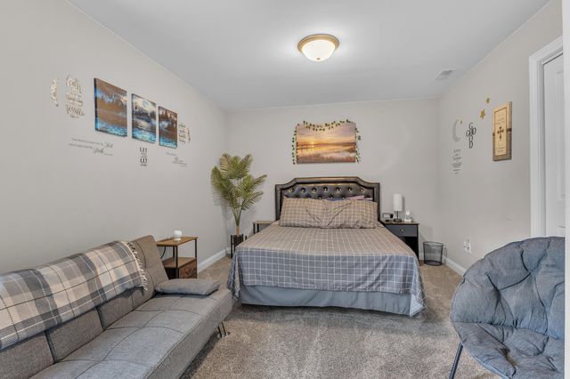 9031 Columbia Avenue, Munster, IN 46321