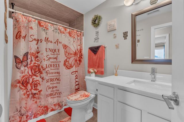 9031 Columbia Avenue, Munster, IN 46321