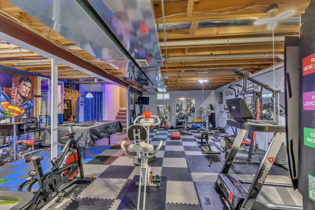 9031 Columbia Avenue, Munster, IN 46321