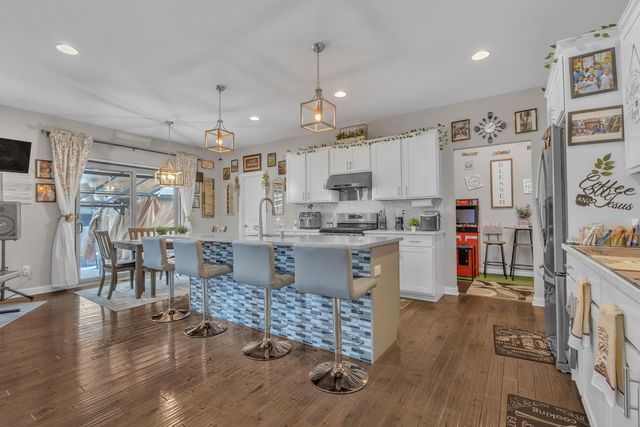 9031 Columbia Avenue, Munster, IN 46321