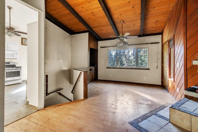 11551 Tree Top Cir, Nevada City, CA 95959