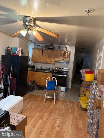 2200 W ERIE AVE, Philadelphia, PA 19140