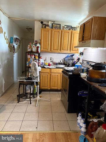 2200 W ERIE AVE, Philadelphia, PA 19140