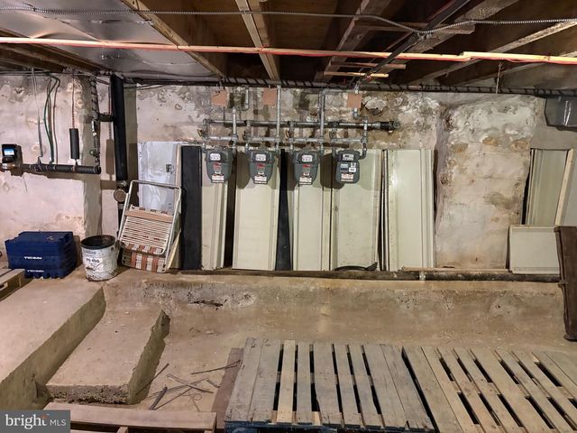 2200 W ERIE AVE, Philadelphia, PA 19140