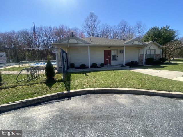 73 FOX MEADOW DR, Sicklerville, NJ 08081