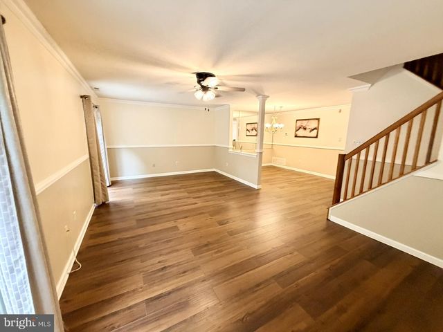73 FOX MEADOW DR, Sicklerville, NJ 08081