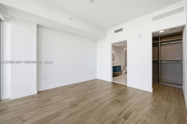 2678 Tigertail Ave 1501, Miami, FL 33133
