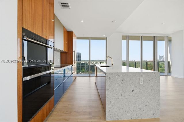 2678 Tigertail Ave 1501, Miami, FL 33133