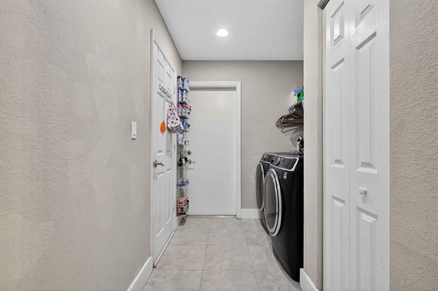 2843 Worcester Road, Lake Worth, FL 33462
