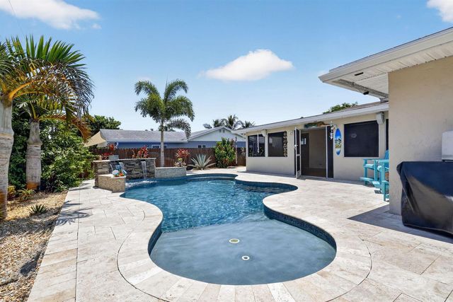 2843 Worcester Road, Lake Worth, FL 33462